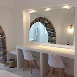 άνοιξις 2* Naxos City