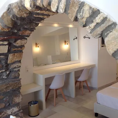 فندق Anixis Naxos City