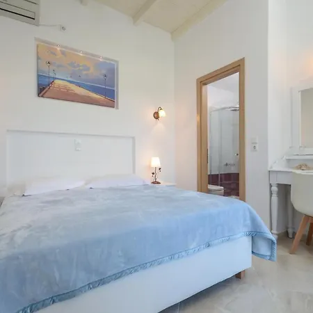 Anixis Hotel