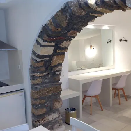 Anixis Otel 2*