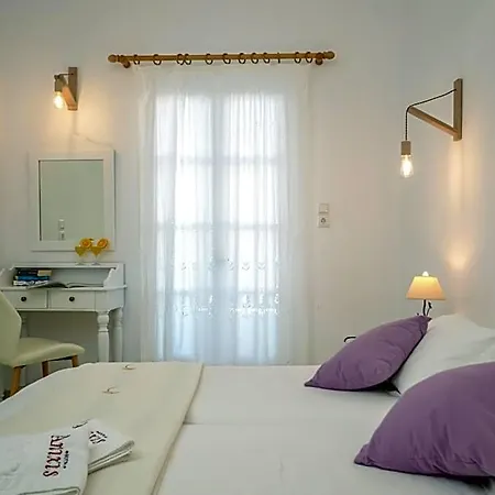 Otel Anixis 2*