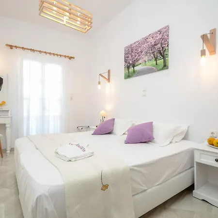 Anixis 2* Naxos City