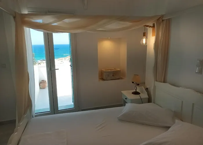 Hotel Anixis Naxos City